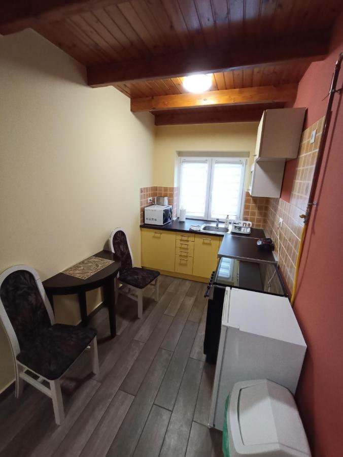 Borostyan Apartmanhaz Morahalom Ngoại thất bức ảnh