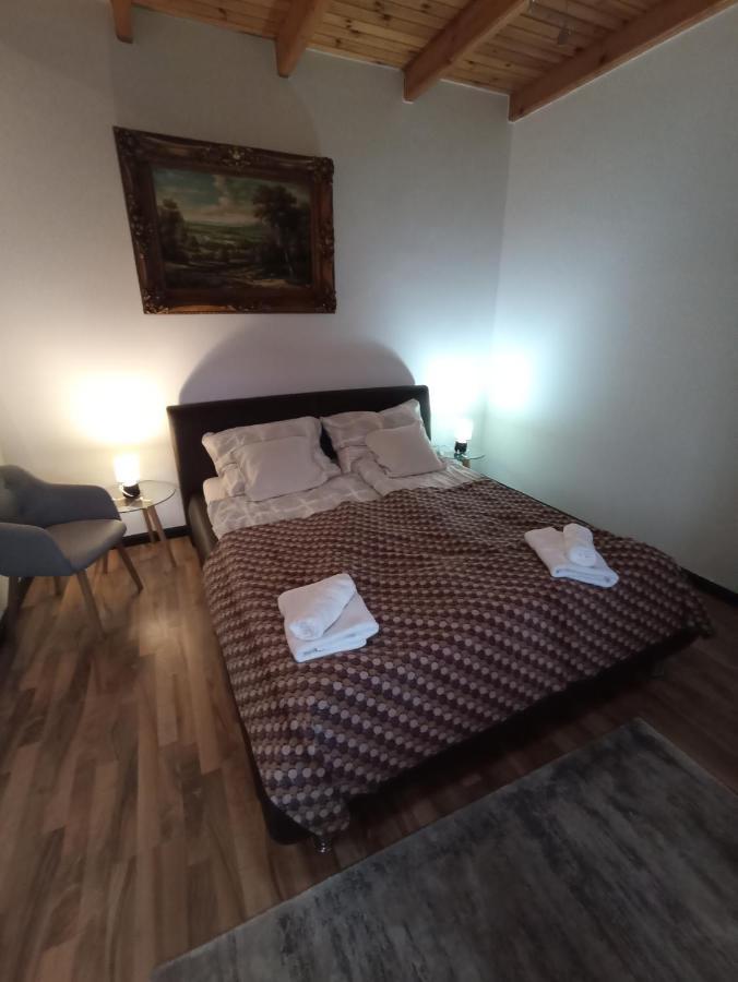 Borostyan Apartmanhaz Morahalom Ngoại thất bức ảnh