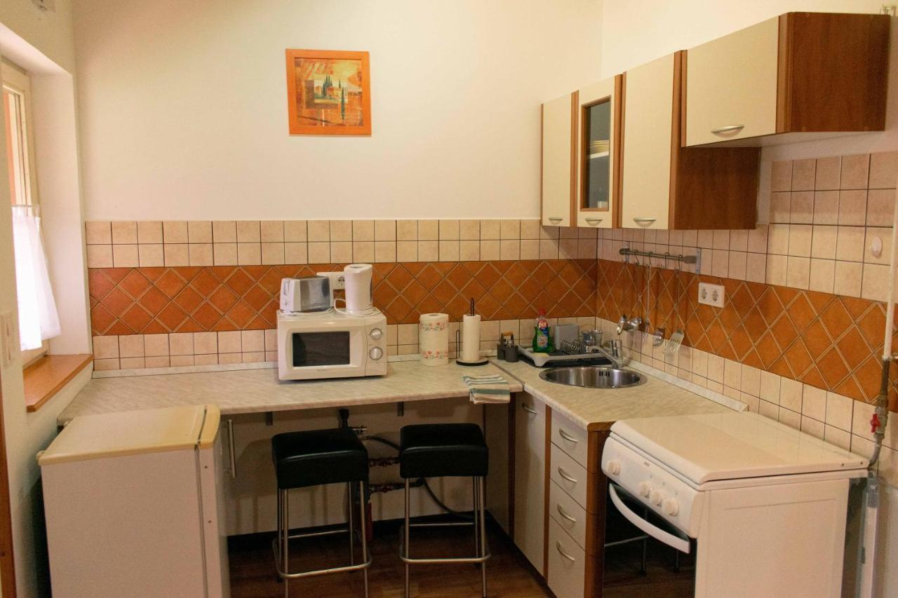 Borostyan Apartmanhaz Morahalom Ngoại thất bức ảnh