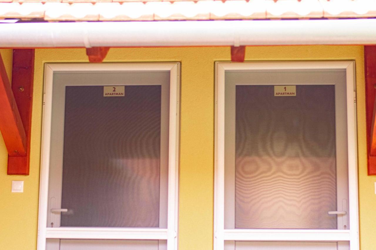 Borostyan Apartmanhaz Morahalom Ngoại thất bức ảnh