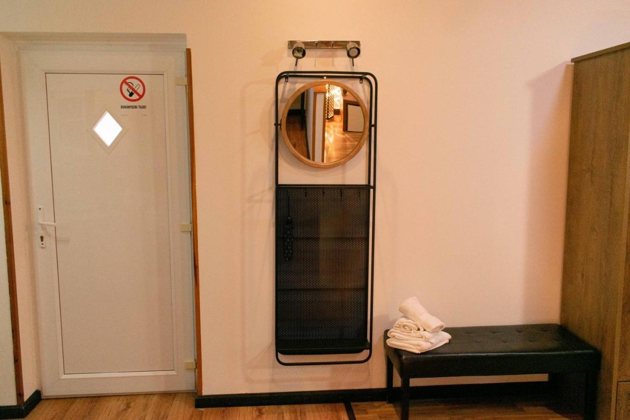 Borostyan Apartmanhaz Morahalom Ngoại thất bức ảnh
